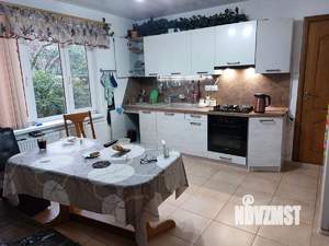 Дом 251м², 2-этажный, участок 12 сот.  