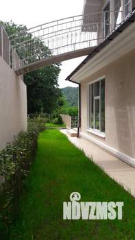 Дом 200м², 2-этажный, участок 6 сот.  