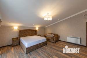 Коттедж 313м², 2-этажный, участок 5 сот.  