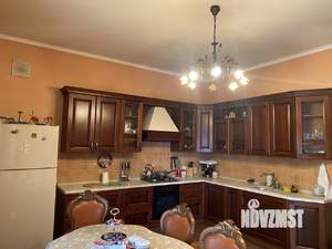 Дом 230м², 3-этажный, участок 7 сот.  