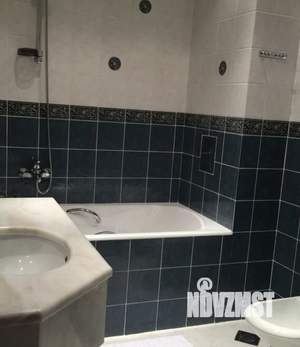 Коттедж 3000м², 3-этажный, участок 24 сот.  