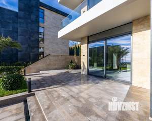 Дом 356м², 3-этажный, участок 6 сот.  