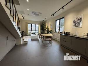 Дом 190м², 3-этажный, участок 10 сот.  