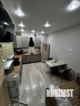 Дом 100м², 2-этажный, участок 3 сот.  