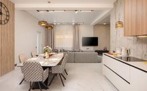 Дом 360м², 3-этажный, участок 6 сот.  