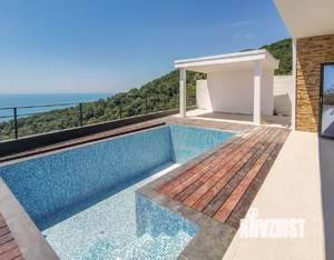 Коттедж 248м², 2-этажный, участок 5 сот.  