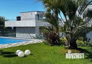 Дом 340м², 2-этажный, участок 5 сот.  