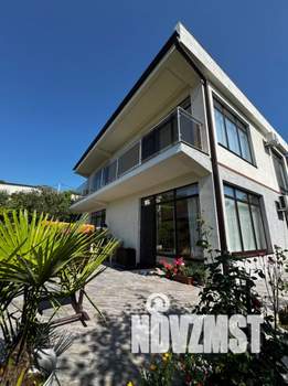 Коттедж 175м², 2-этажный, участок 7 сот.  