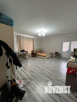 Коттедж 345м², 3-этажный, участок 4 сот.  