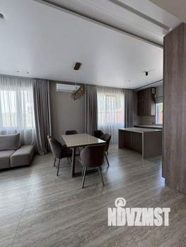 Дом 150м², 2-этажный, участок 3 сот.  