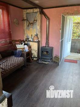 Дом 83м&sup2;, 3-этажный, участок 6 сот.  