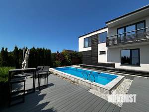 Дом 214м², 2-этажный, участок 8 сот.  