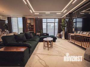 Дом 280м², 2-этажный, участок 5 сот.  