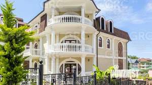 Дом 606м², 3-этажный, участок 7 сот.  