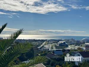 Дом 450м², 3-этажный, участок 10 сот.  