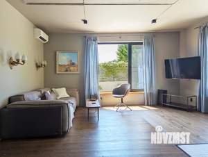 Дом 214м², 2-этажный, участок 8 сот.  