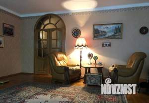 Дом 340м², 4-этажный, участок 2 сот.  