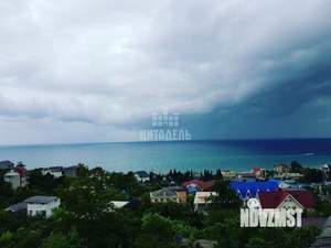 Дом 313м², 3-этажный, участок 4 сот.  