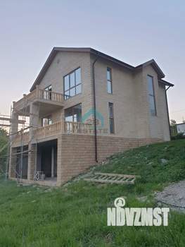 Коттедж 329м², 2-этажный, участок 8 сот.  