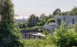 Дом 180м², 2-этажный, участок 5 сот.  