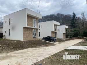 Коттедж 200м², 2-этажный, участок 5 сот.  