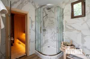 Дом 254м², 3-этажный, участок 6 сот.  