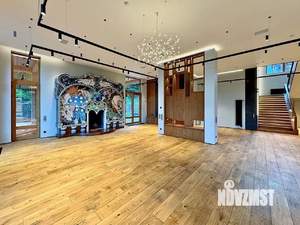 Дом 650м², 2-этажный, участок 10 сот.  