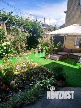 Коттедж 550м², 3-этажный, участок 5 сот.  