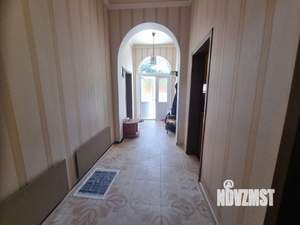 Дом 186м&sup2;, 3-этажный, участок 11 сот.  