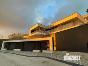 Коттедж 500м², 3-этажный, участок 7 сот.  