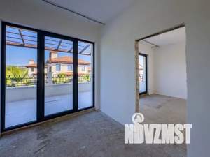 Дом 255м², 2-этажный, участок 6 сот.  