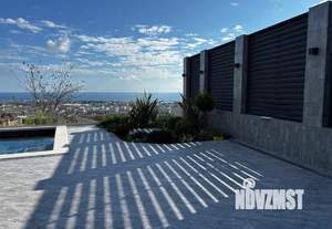 Дом 240м&sup2;, 2-этажный, участок 4 сот.  