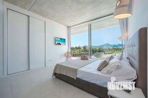 Дом 250м², 2-этажный, участок 10 сот.  