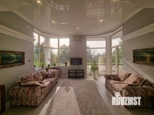 Дом 550м², 4-этажный, участок 20 сот.  