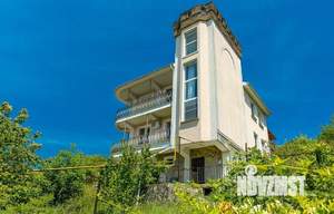 Дом 284м², 3-этажный, участок 7 сот.  