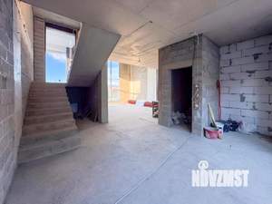 Дом 300м&sup2;, 2-этажный, участок 7 сот.  