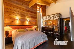 Коттедж 450м², 2-этажный, участок 18 сот.  