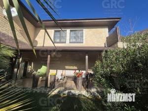 Дом 170м&sup2;, 2-этажный, участок 4 сот.  