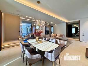 Дом 350м², 3-этажный, участок 5 сот.  