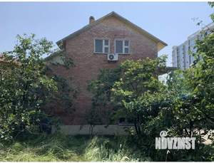 Дом 192м&sup2;, 3-этажный, участок 10 сот.  