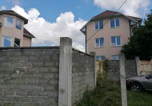 Дом 284м², 3-этажный, участок 70 сот.  