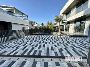 Коттедж 225м², 2-этажный, участок 6 сот.  