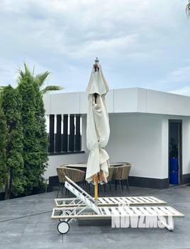 Дом 845м², 3-этажный, участок 10 сот.  