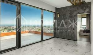 Дом 750м², 3-этажный, участок 15 сот.  