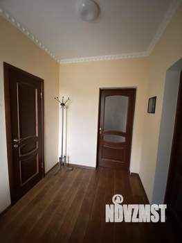 Дом 120м², 2-этажный, участок 10 сот.  