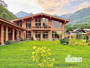 Дом 650м², 2-этажный, участок 30 сот.  