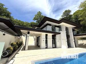 Дом 290м², 2-этажный, участок 8 сот.  