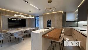 Дом 250м², 2-этажный, участок 6 сот.  