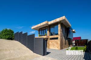 Коттедж 195м², 2-этажный, участок 4 сот.  