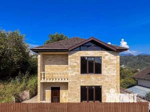 Дом 156м², 2-этажный, участок 6 сот.  